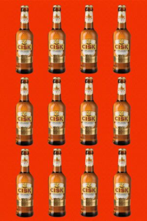 12 Cisk Pilsner Premium Bier in der Flasche, 0,33l